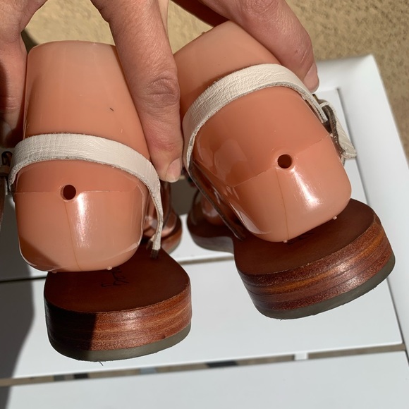 Boden white strappy leather with appliqués sandals size 8-8.5 ( European 39) - Picture 9 of 14